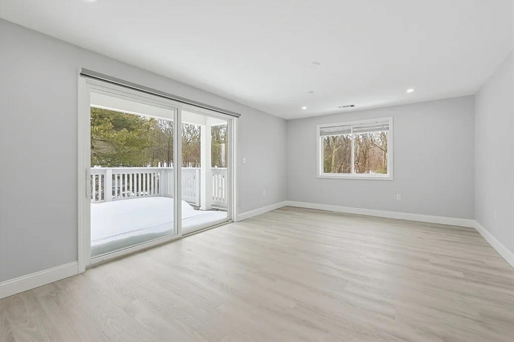 212 Franklin Crossing Rd, Franklin