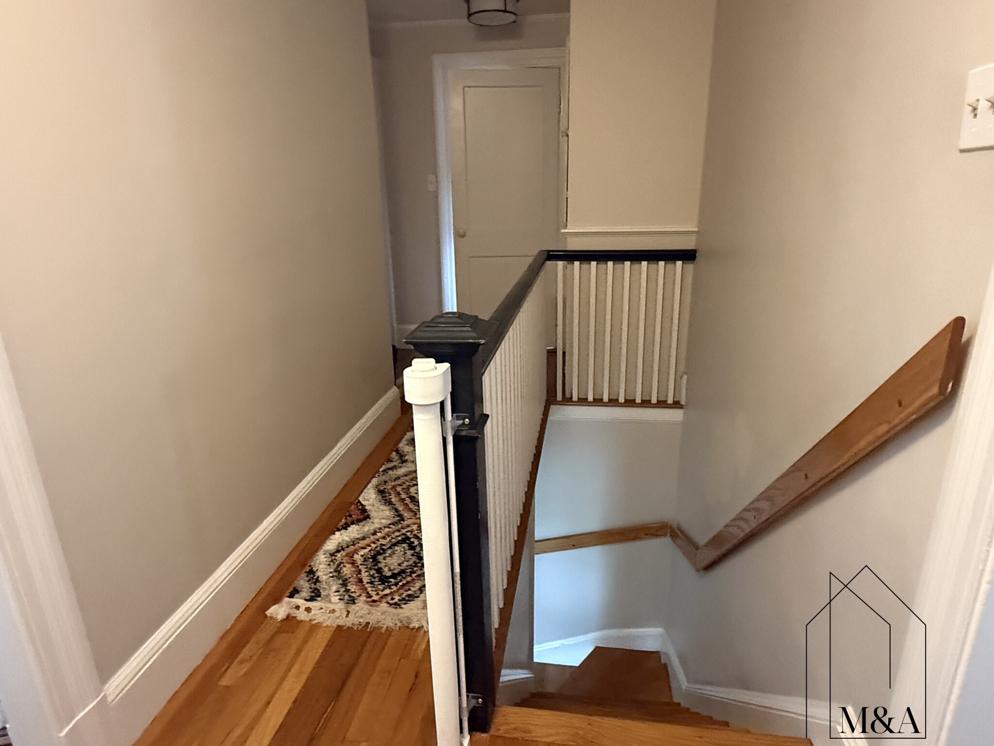 47 Maplewood Ave, Thompsonville