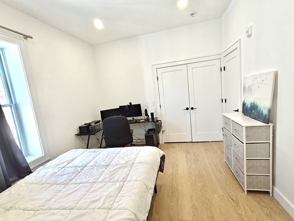 44 Glendale, Dorchester