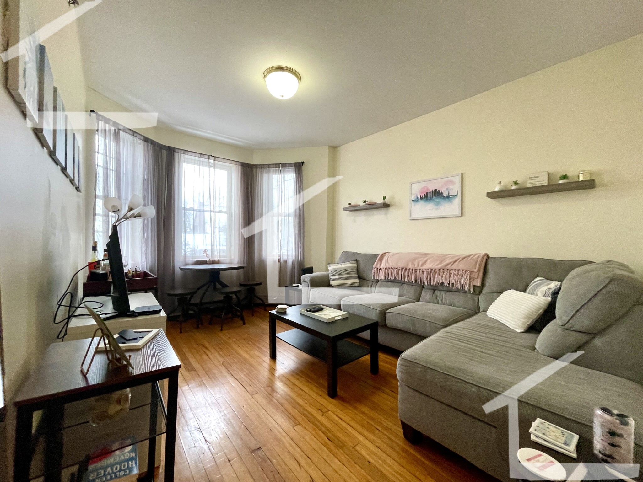 206 Chestnut Hill Ave, Brighton