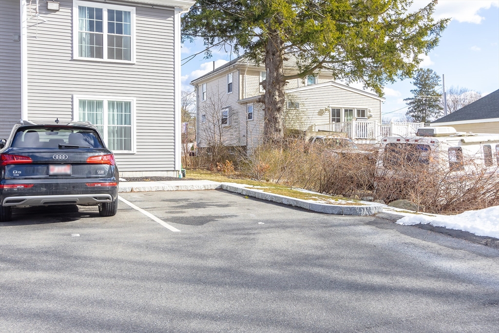 1093 Main St, Weymouth