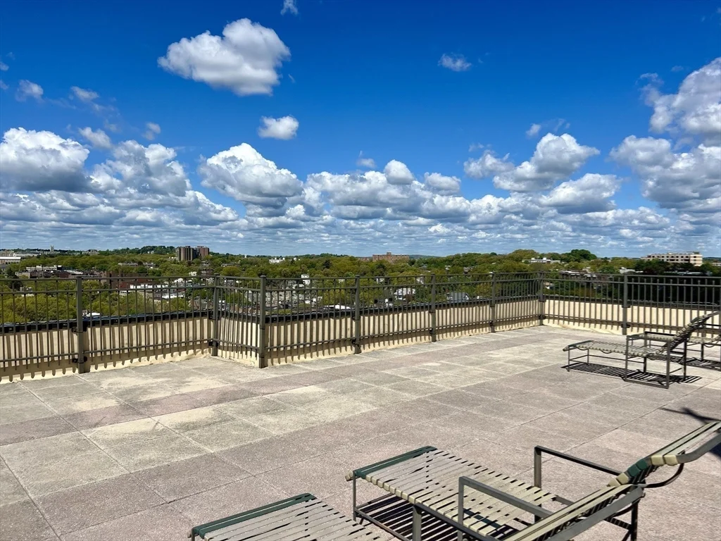 1731 Beacon St, Brookline