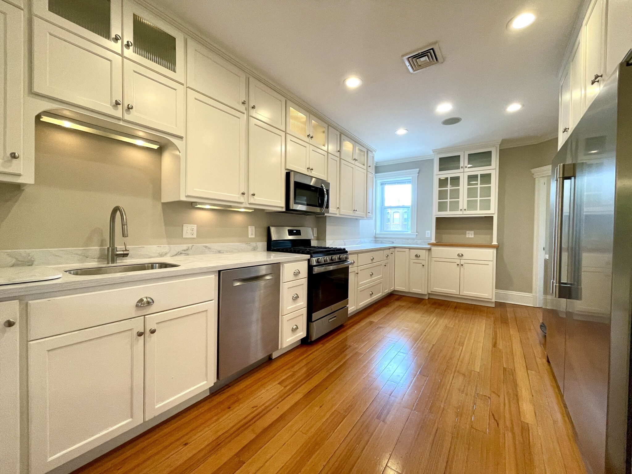 5 Strathmore Rd, Beaconsfield