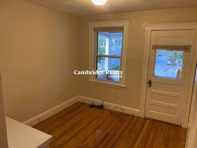 56 Gordon St, West Somerville