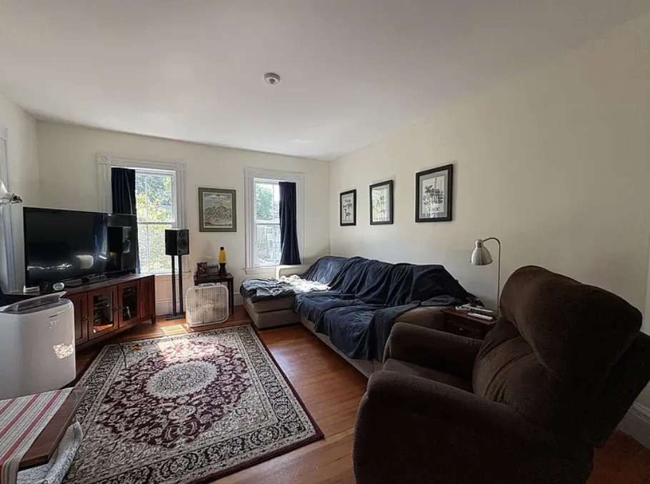 106 Harvard St, Newtonville