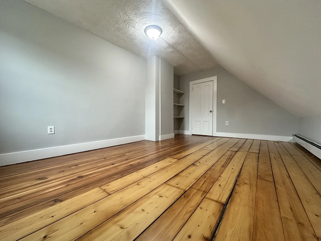 159 East Central St, Franklin