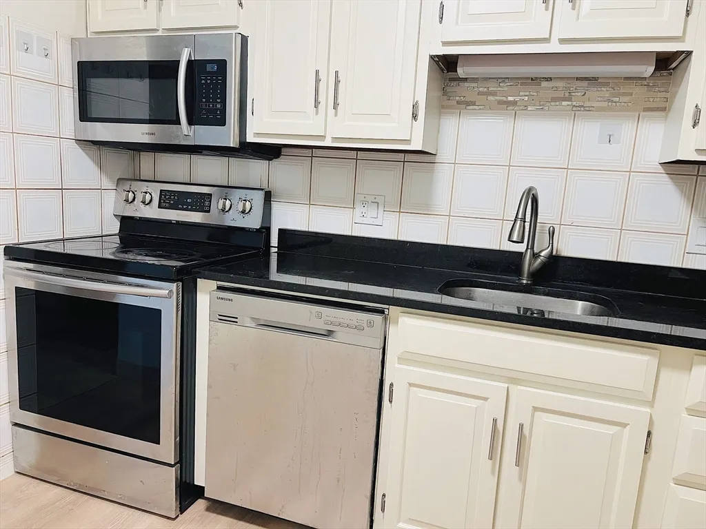 2500 Mystic Valley Pkwa, West Medford