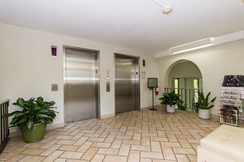 1731 Beacon, Beaconsfield