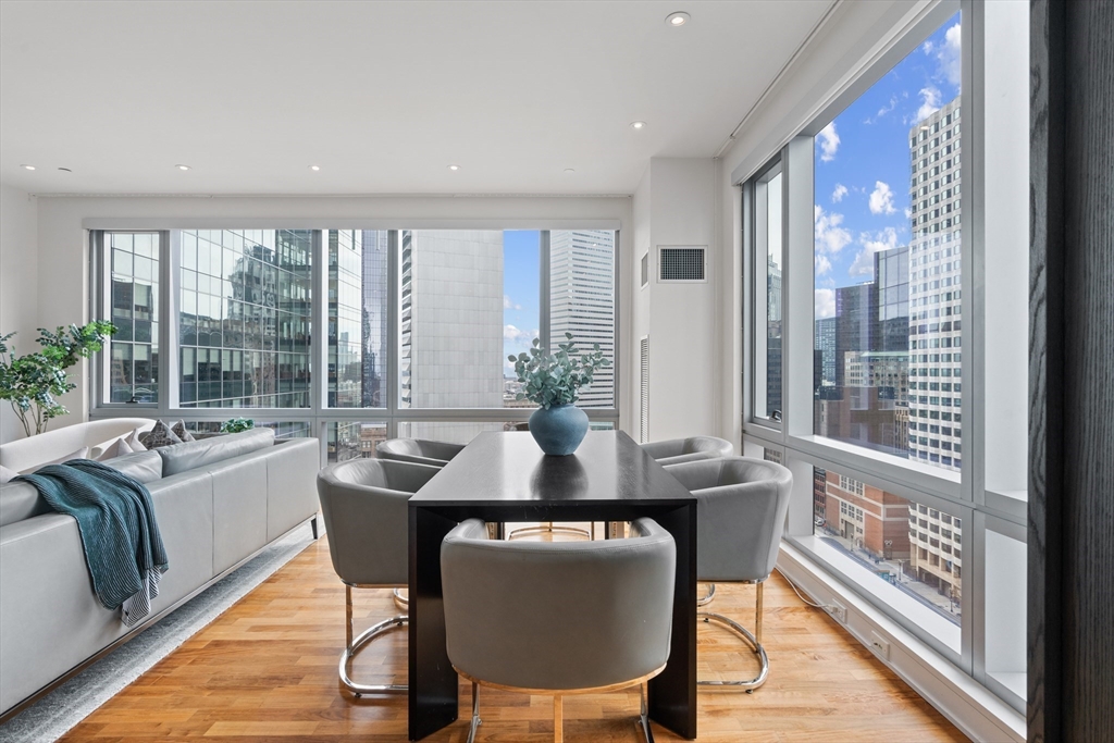 500 Atlantic Ave, Waterfront