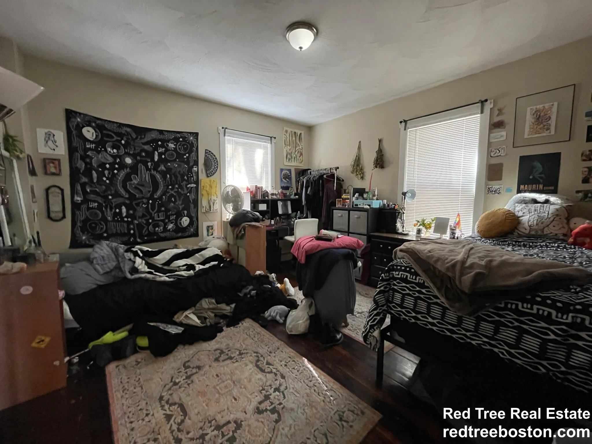 72 Hillside St, Mission Hill