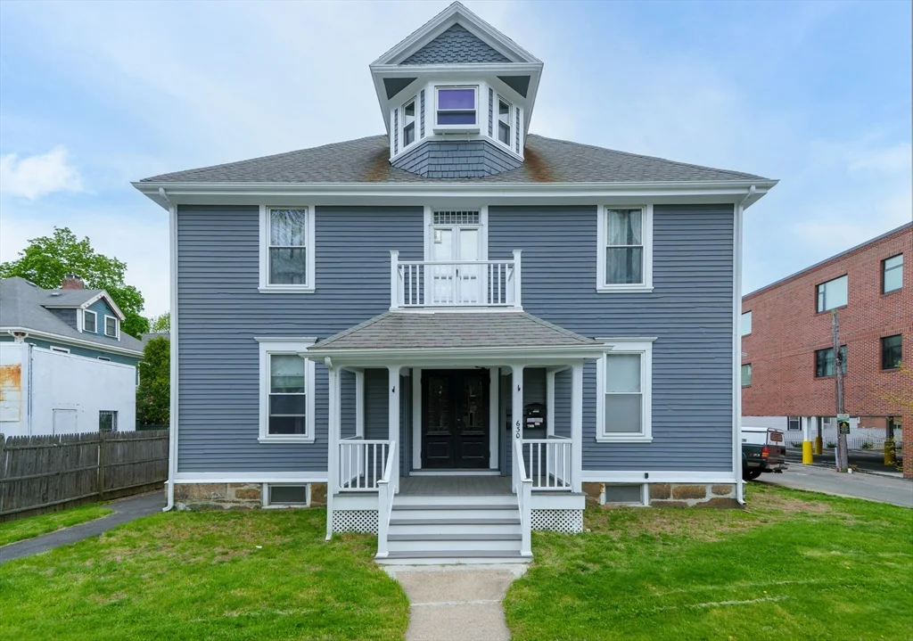 630 Centre St, Jamaica Plain