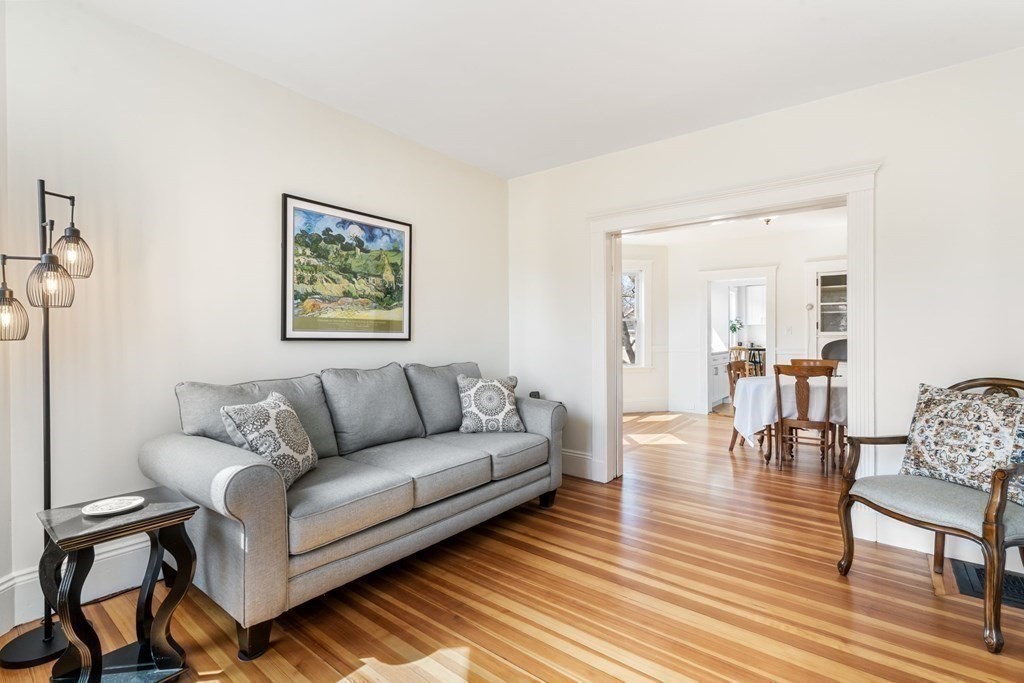 172 Beech St, Belmont