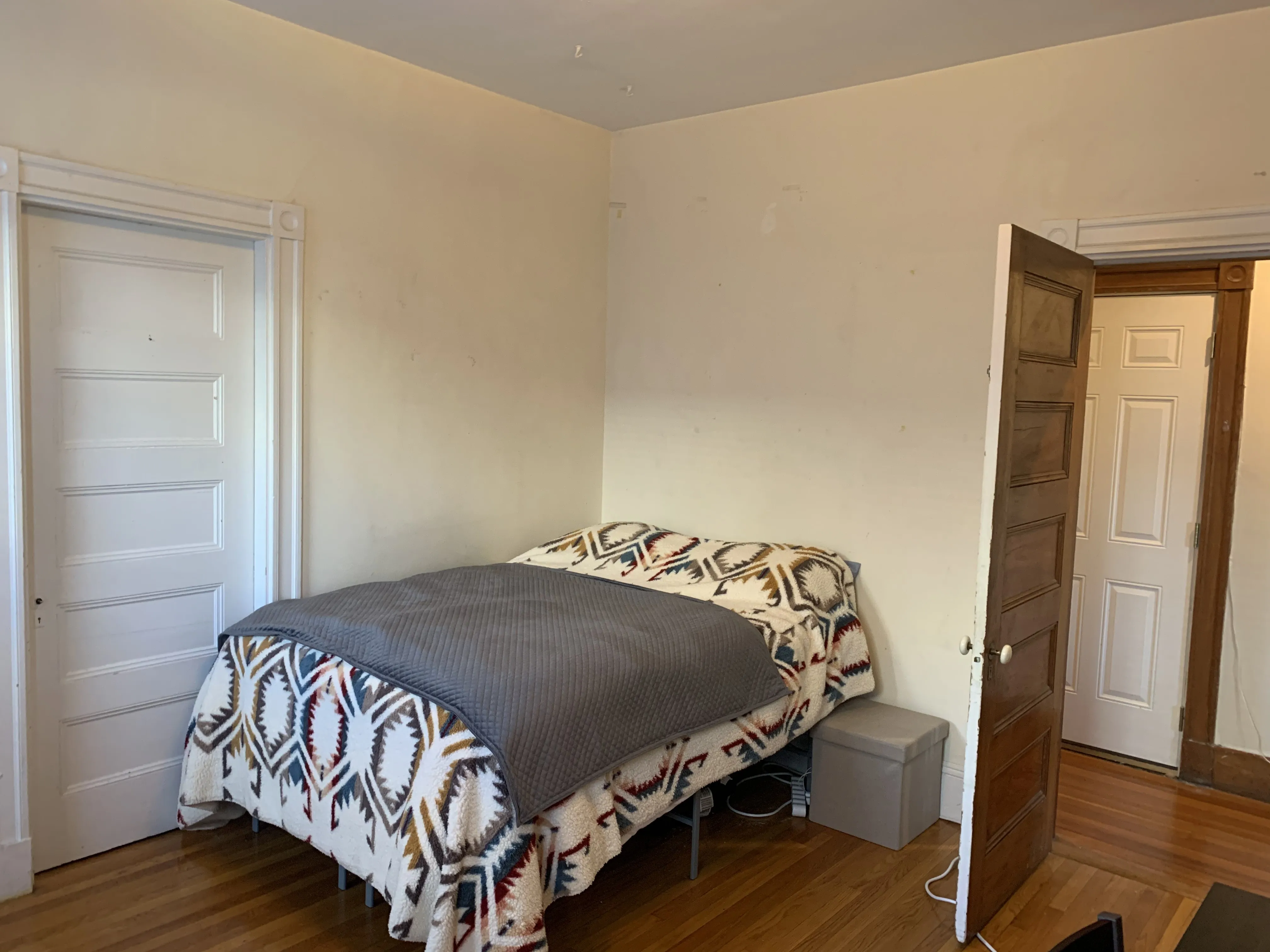 174 Saint Alphonsus St, Mission Hill