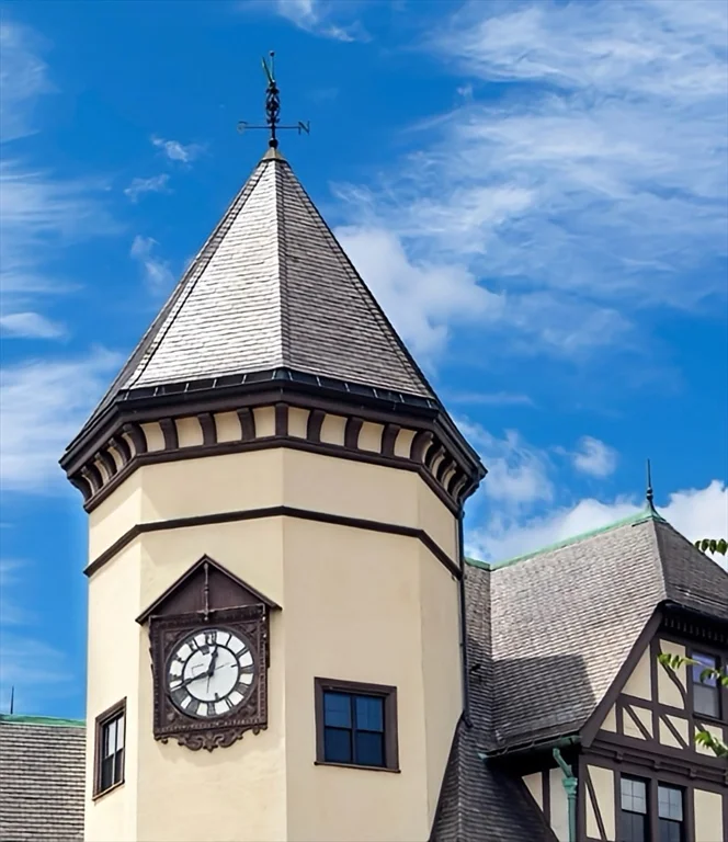 20 Webster St, Coolidge Corner