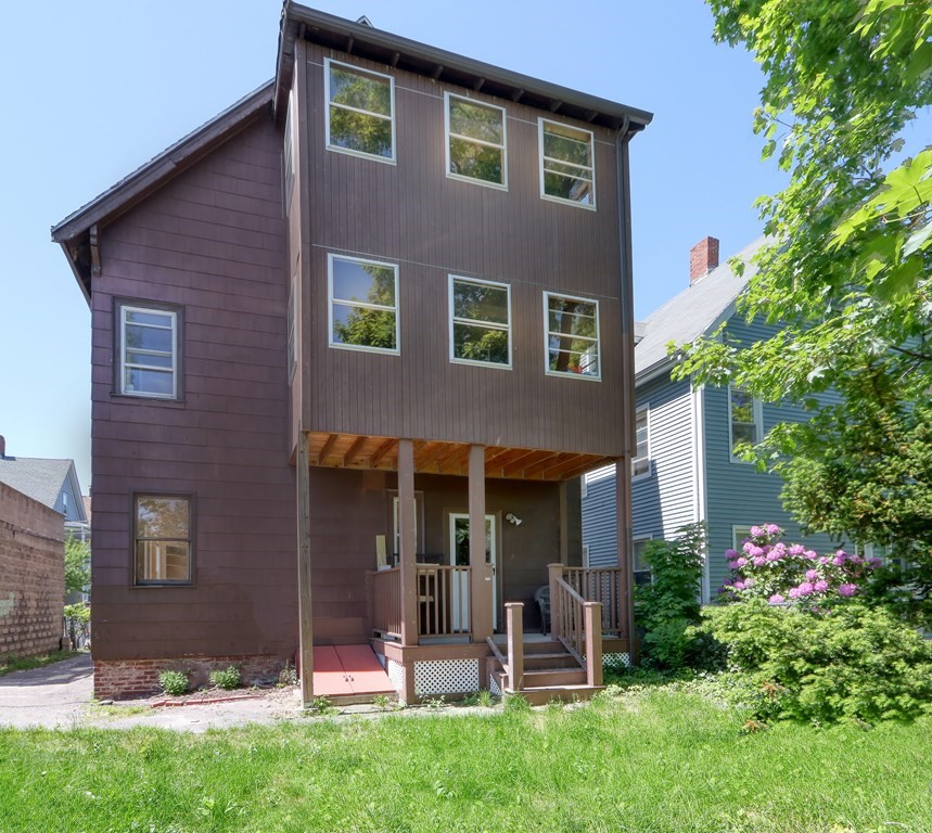 2 bed, 1 bath apartment for rent at 5 Stanford Ter Unit 1, Porter Square — photo 18 of 20