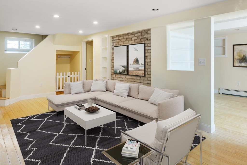 4 bed, 4+ bath apartment for rent at 22 Embassy Rd Unit 1, Brighton — photo 18 of 19
