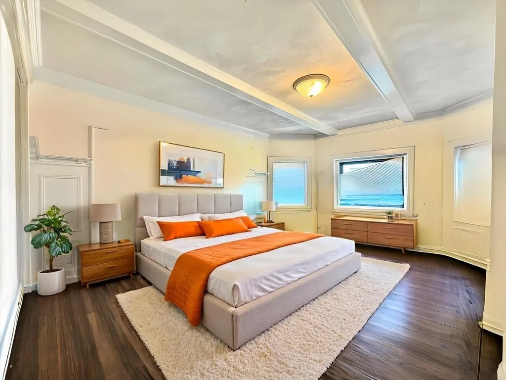 1466 Commonwealth Ave, Brighton