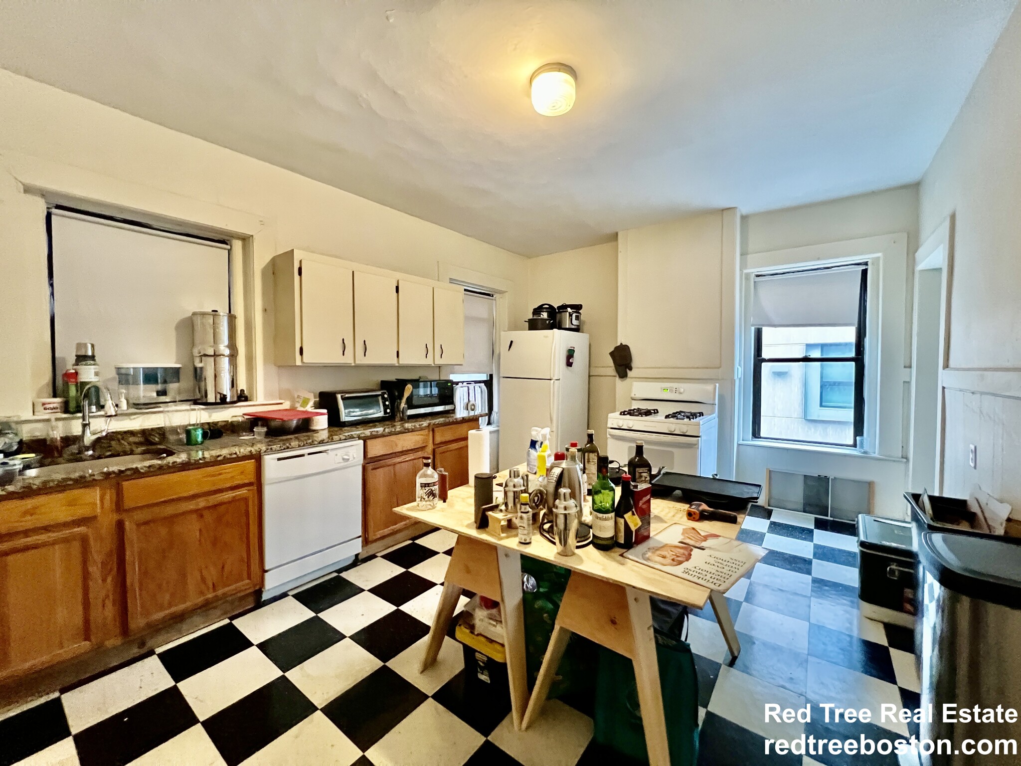 3 Glen Rd, Jamaica Plain