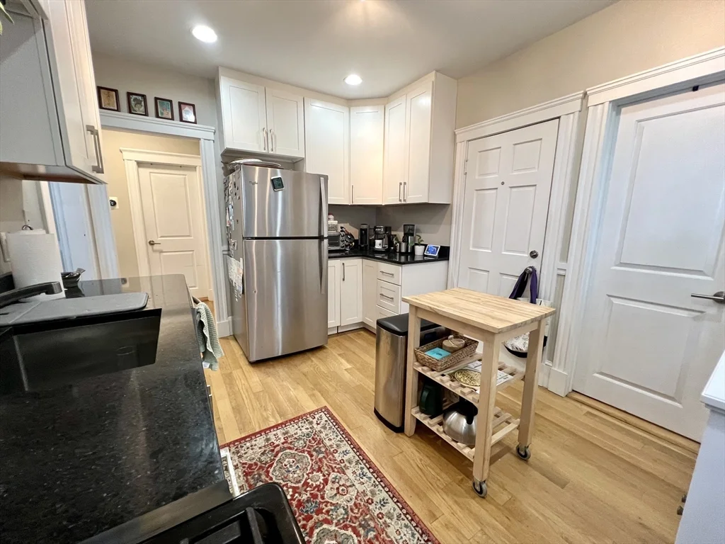 29 Wood St, Neighborhood Nine