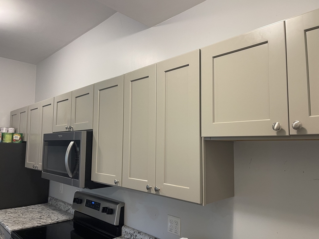 117 Maple St, Gardner