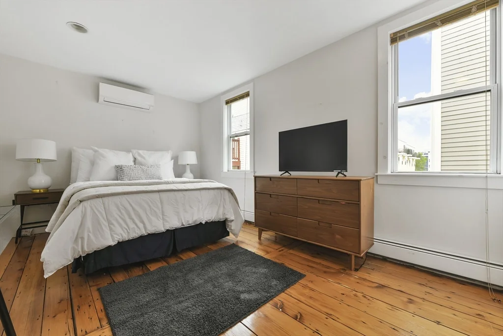 93 Dresser St, South Boston