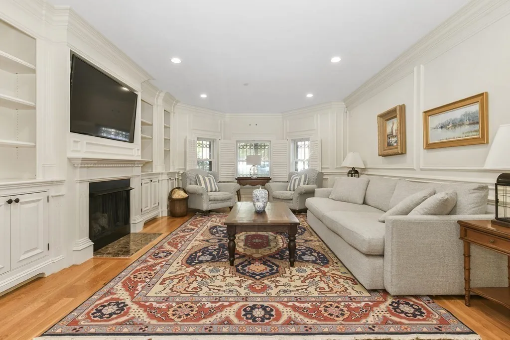 447 Beacon St, Back Bay