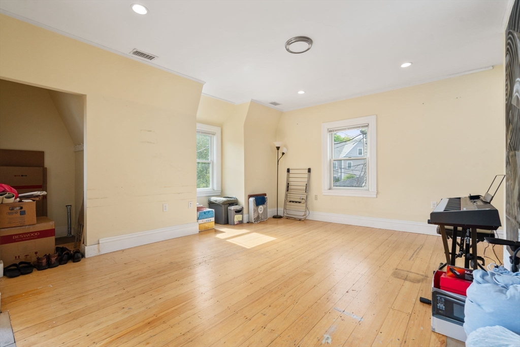 11 Elko St, Brighton