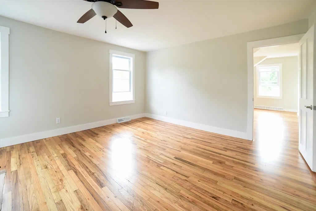 76 Slades Corner, Dartmouth