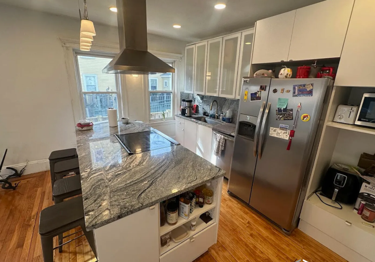 229 Harvard St, The Port