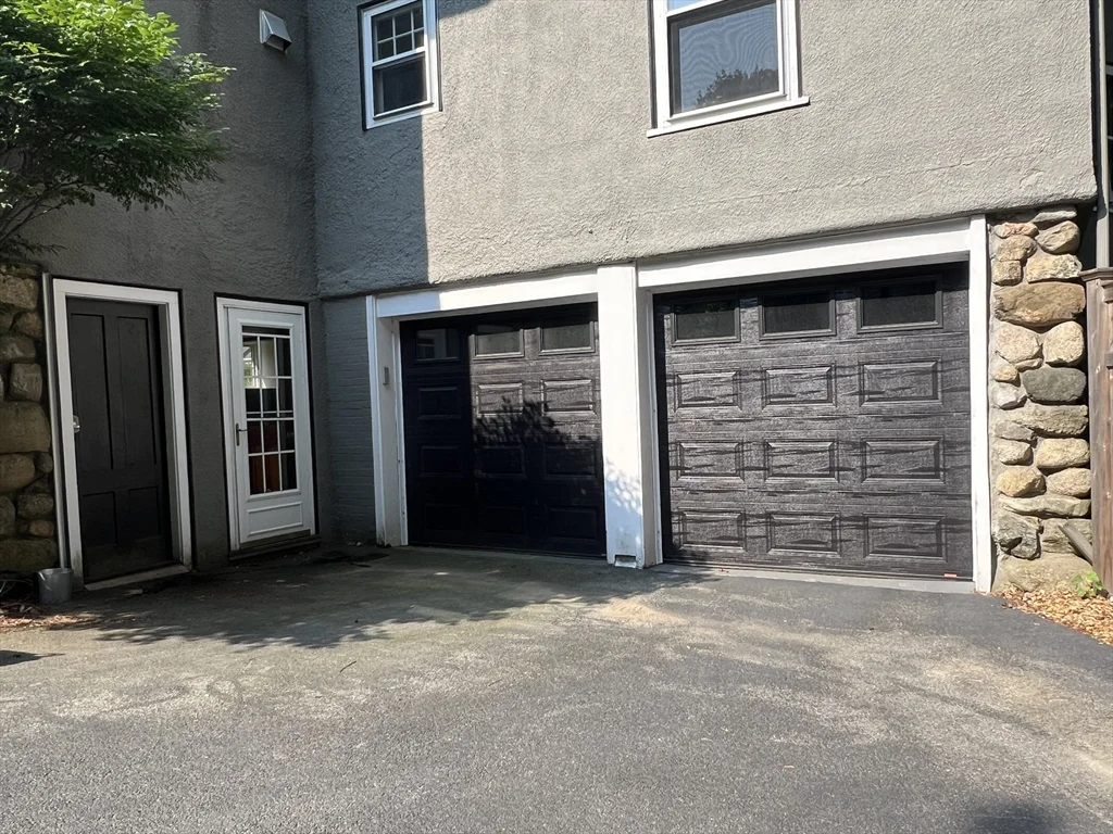 211 Forest St, Winchester