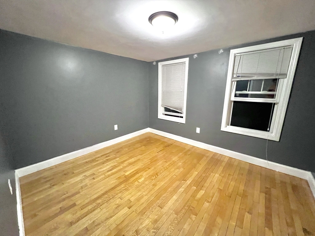 128 Lawrence St, Medford