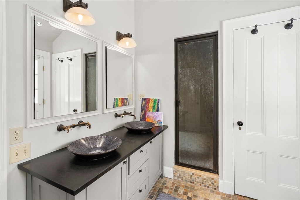 57 Hedge Rd, Brookline