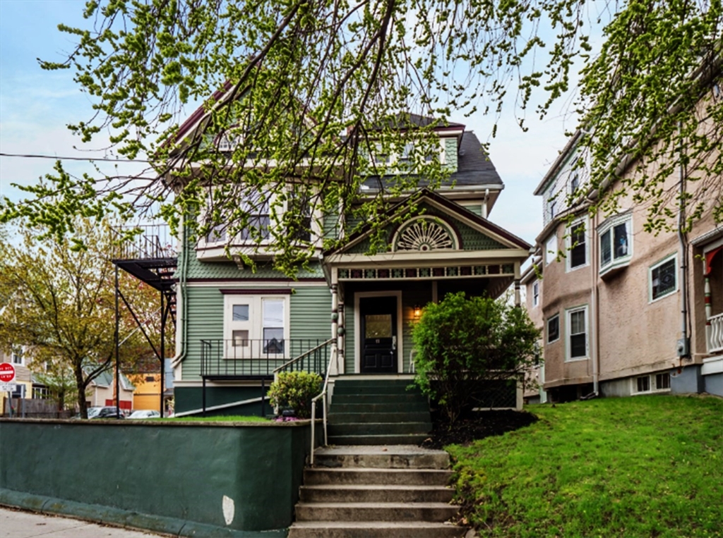 97 College Ave, Somerville