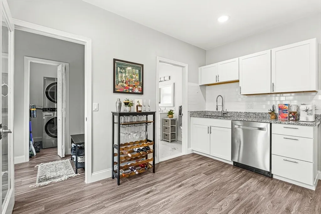 29 Harvard St, Winchester