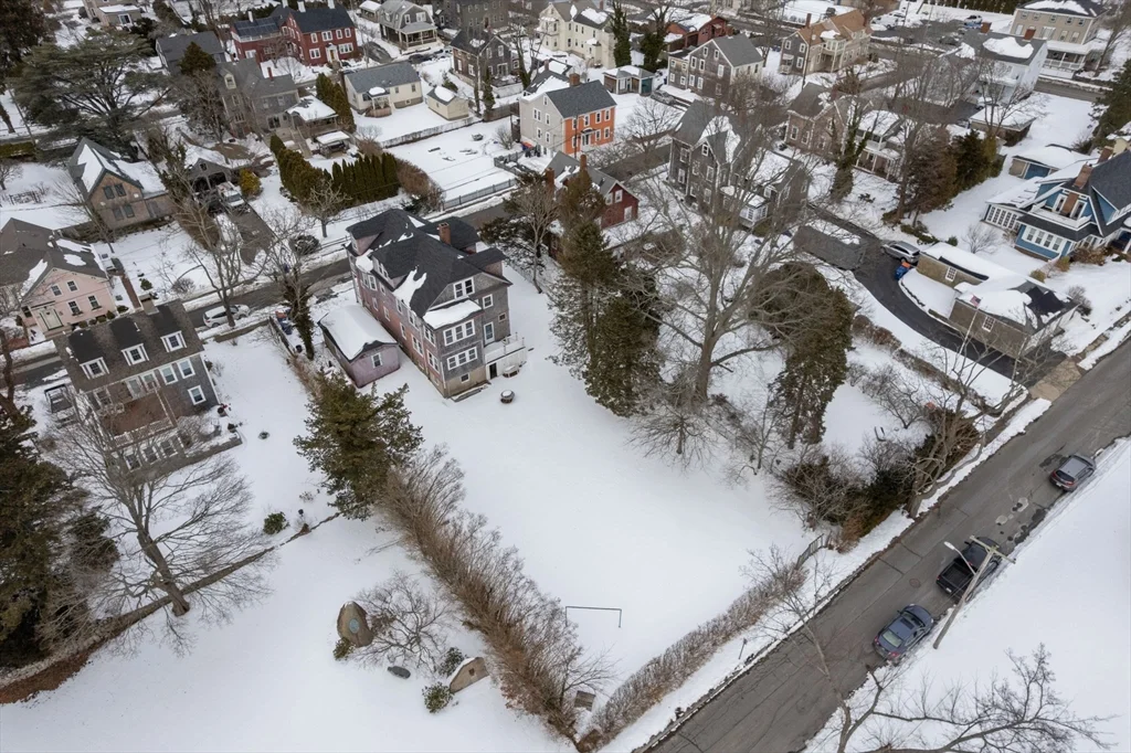 25-27 Lafayette St, Fairhaven