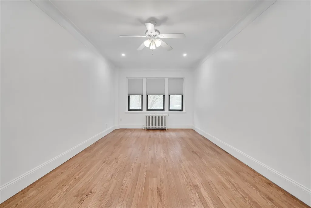 137 Englewood Ave, Brighton