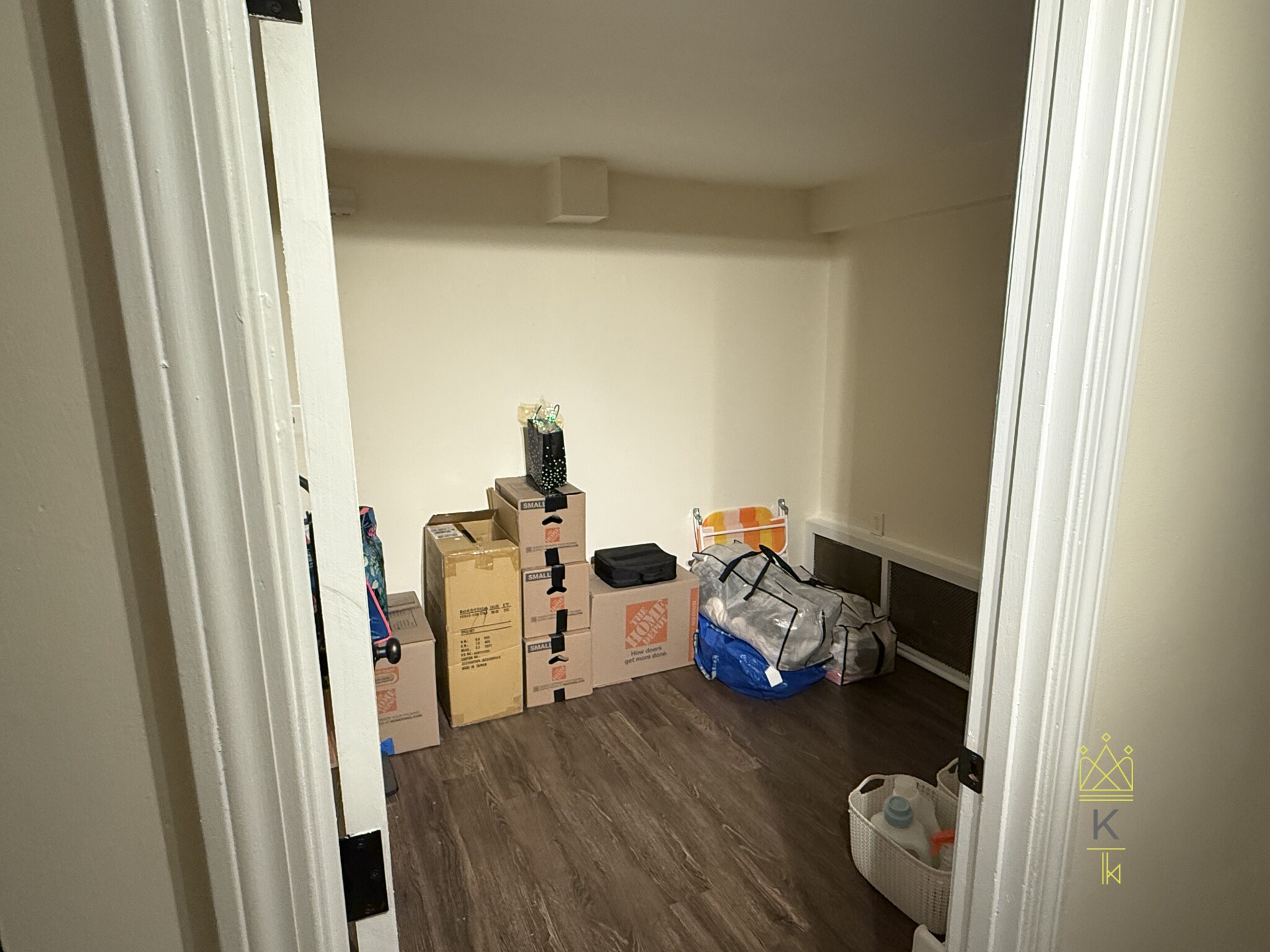 1961 Commonwealth Ave, Brighton