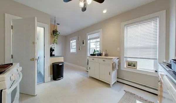 8 Speridakis Ter, Cambridgeport