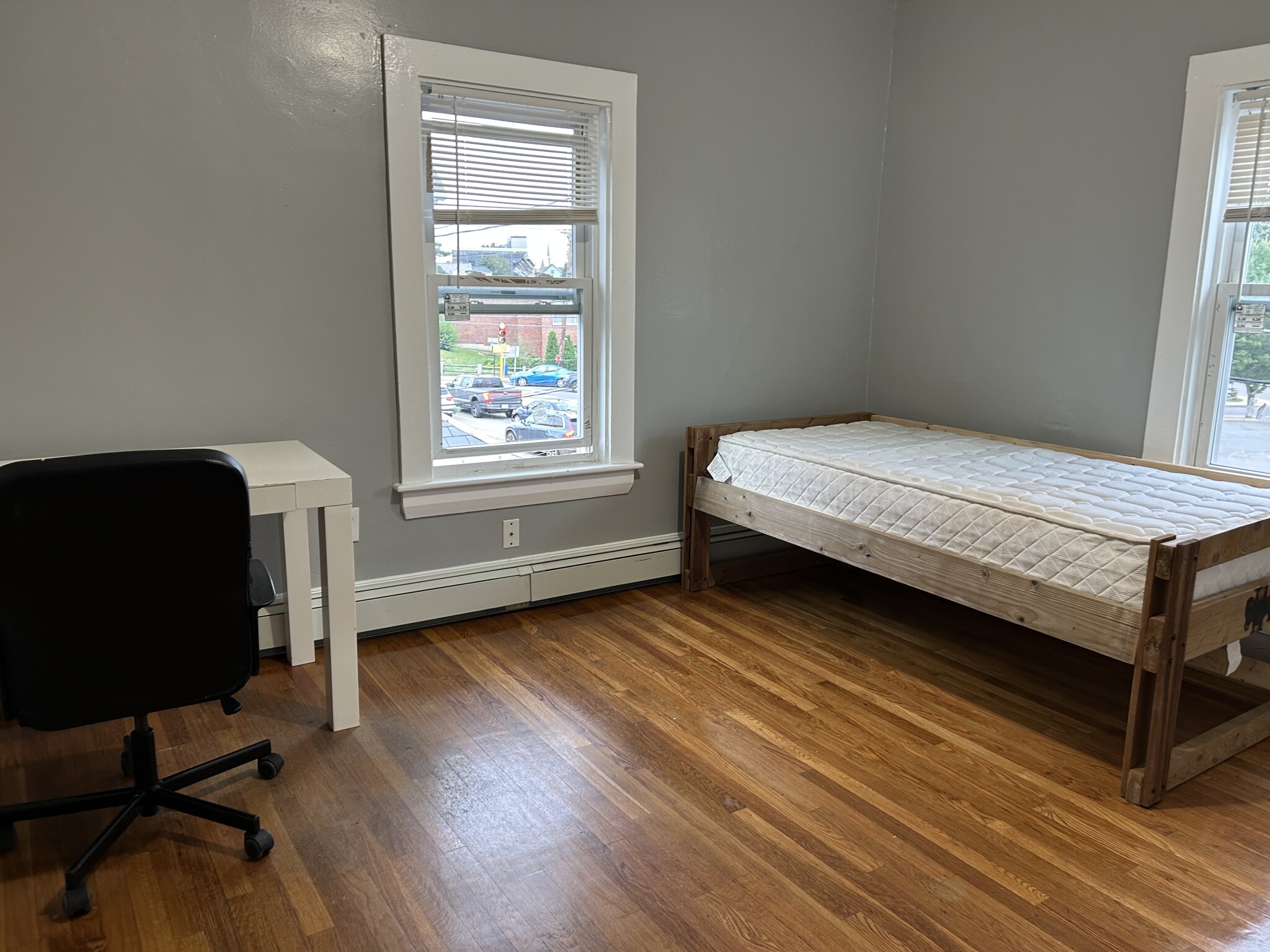 21 Weston St, West End