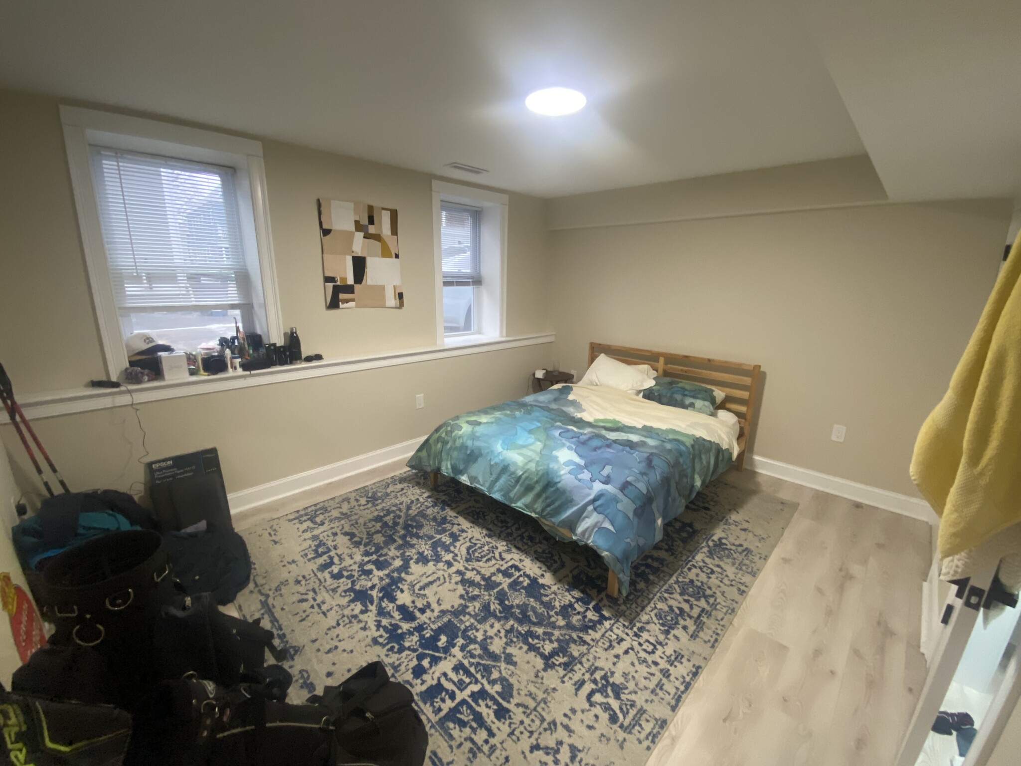 11 Aberdeen Rd, Powder House Square