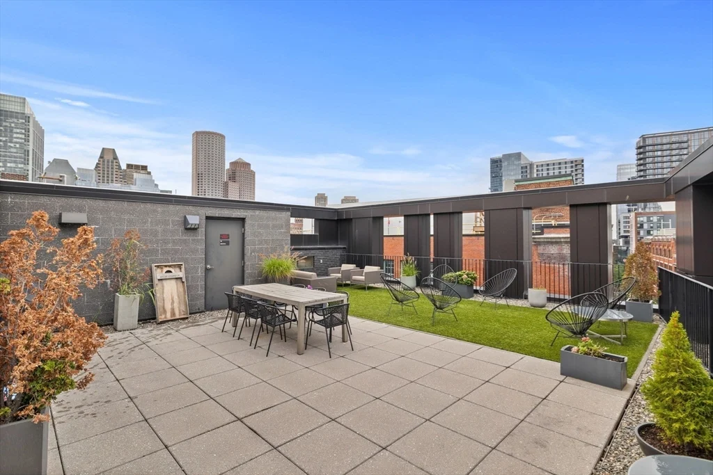 10 Farnsworth, South Boston