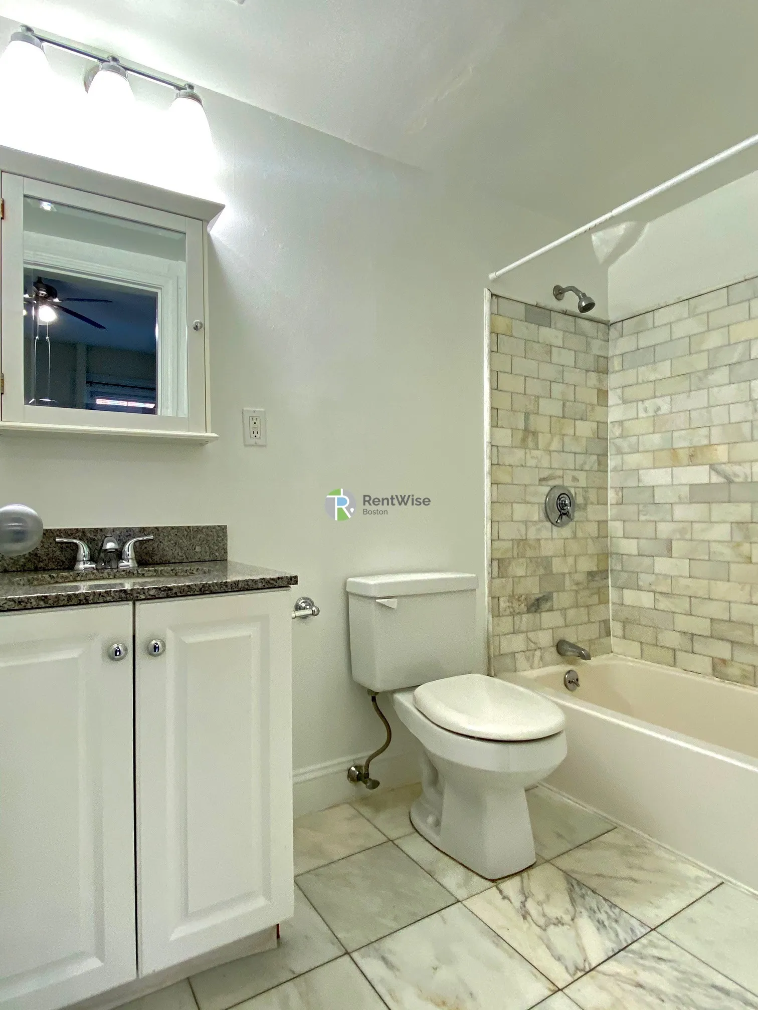 92 Charles St, Beacon Hill