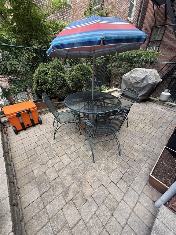 29 Grove St, Beacon Hill