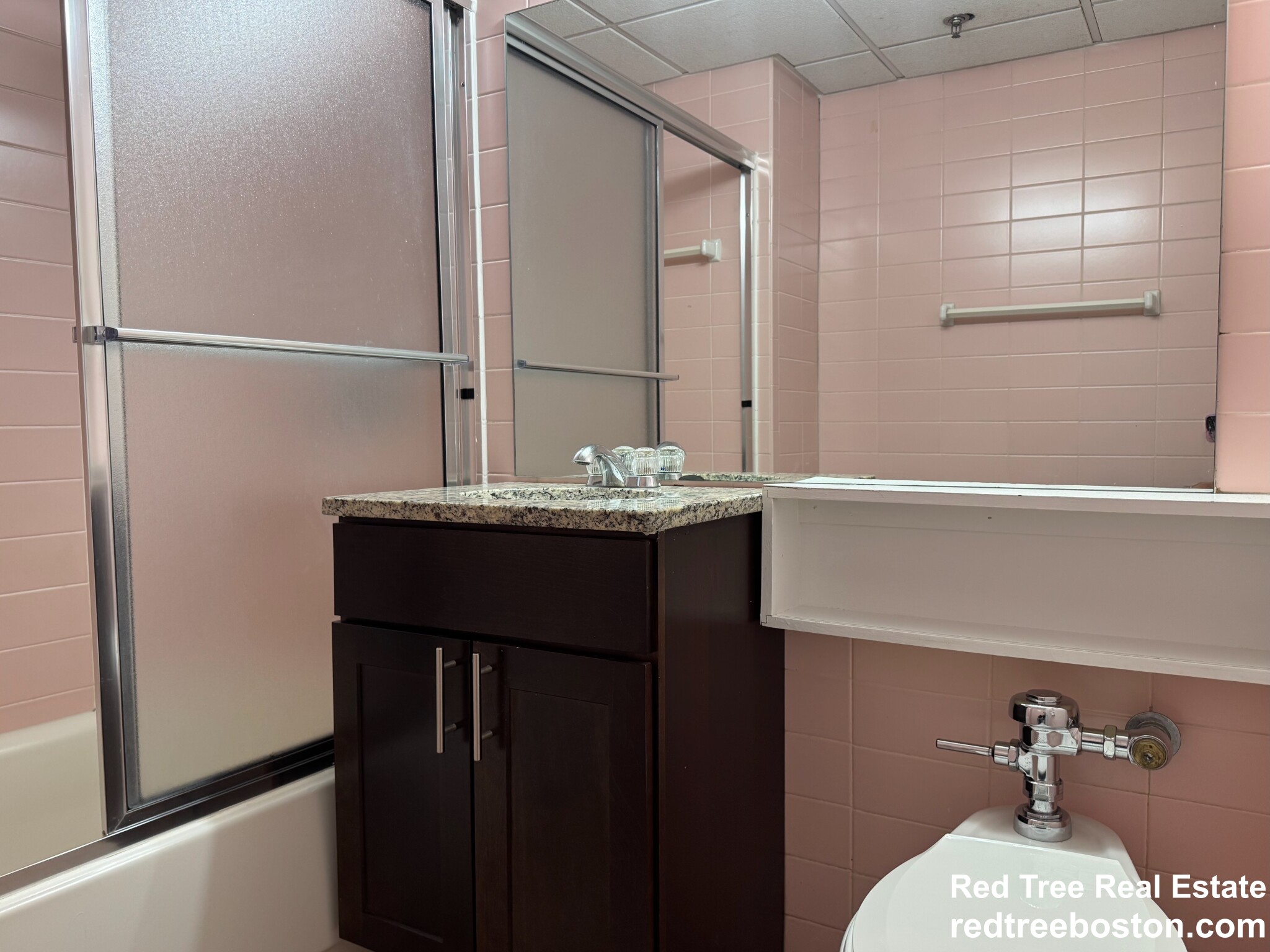 62 Boylston St, Midtown