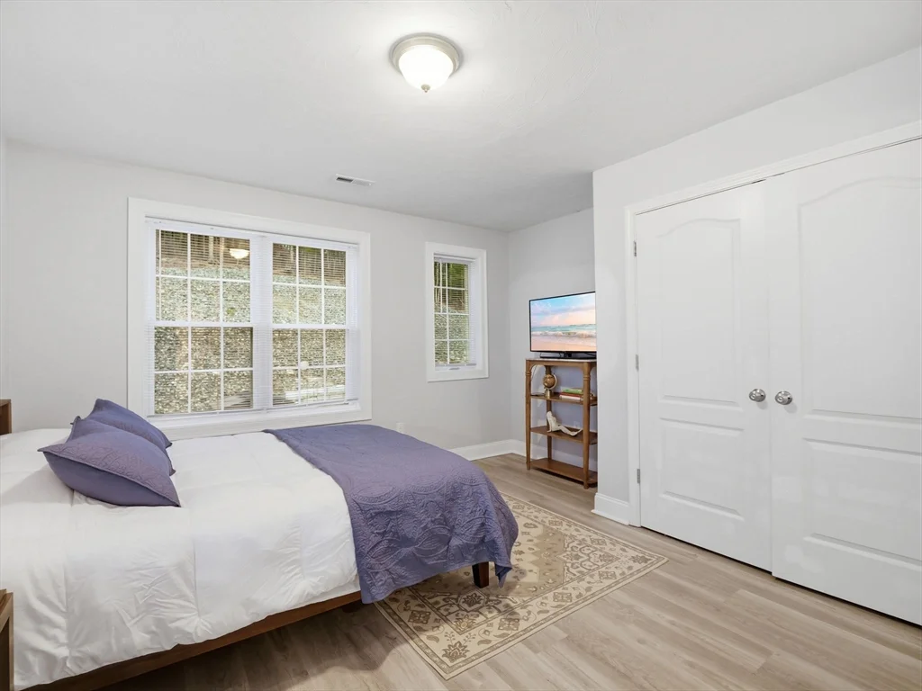 89 West Main, Northborough