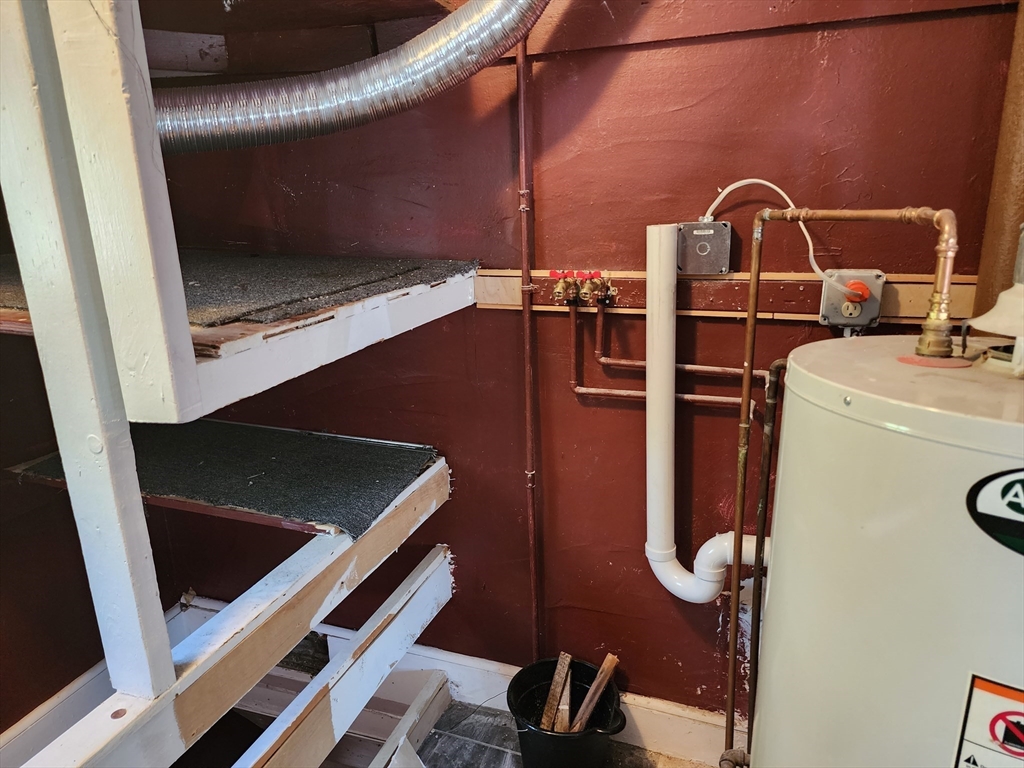 50-52 Alden St, Ashland