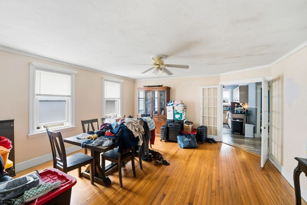 181 Park St, North Attleboro