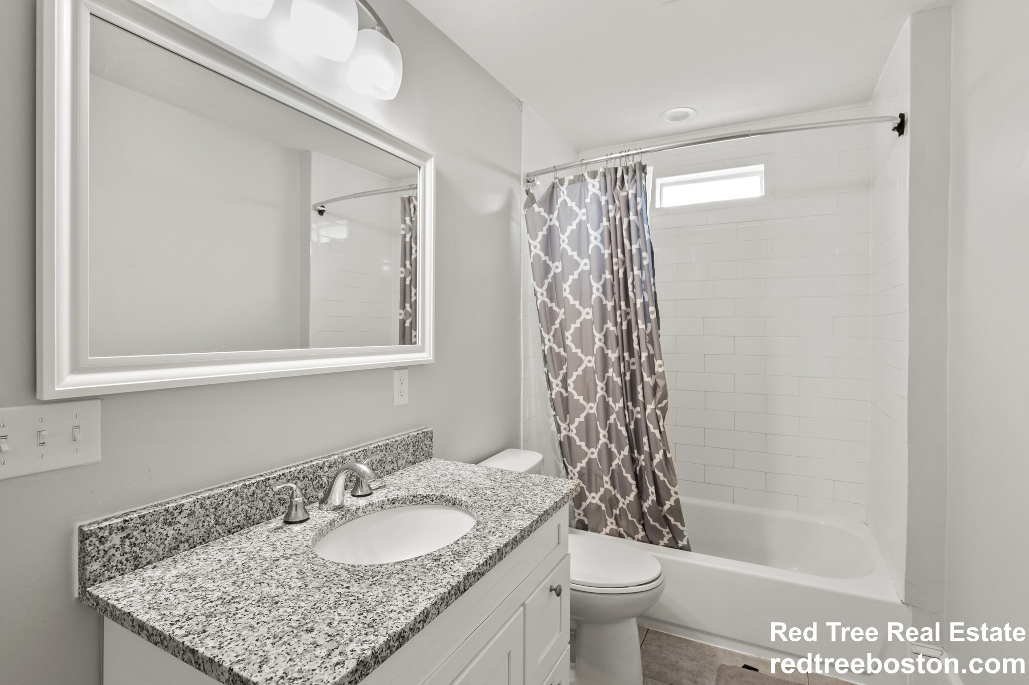 139 Adams St, South Side