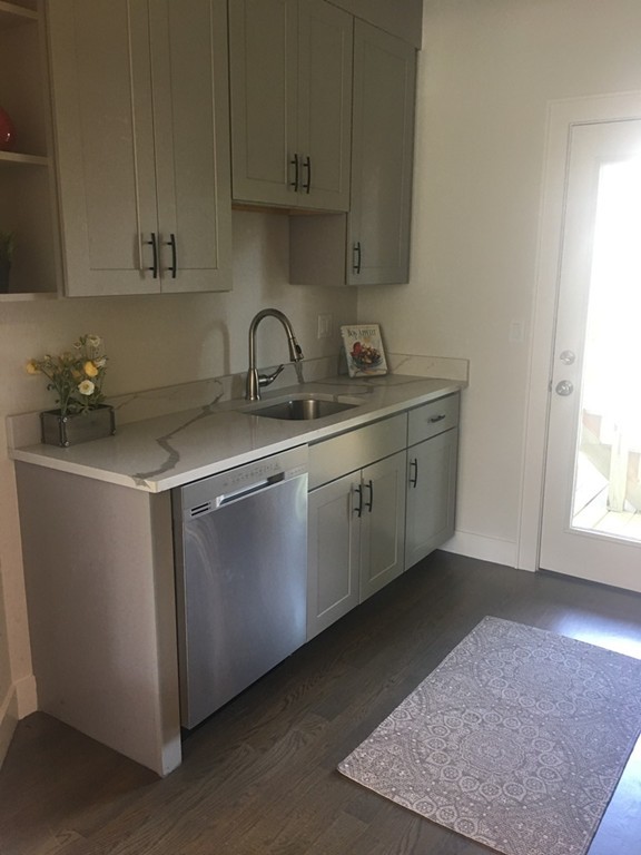 47 Clement Ave, West Roxbury