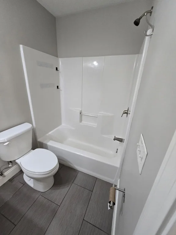 9 Needhams Landing Rd, Lynn